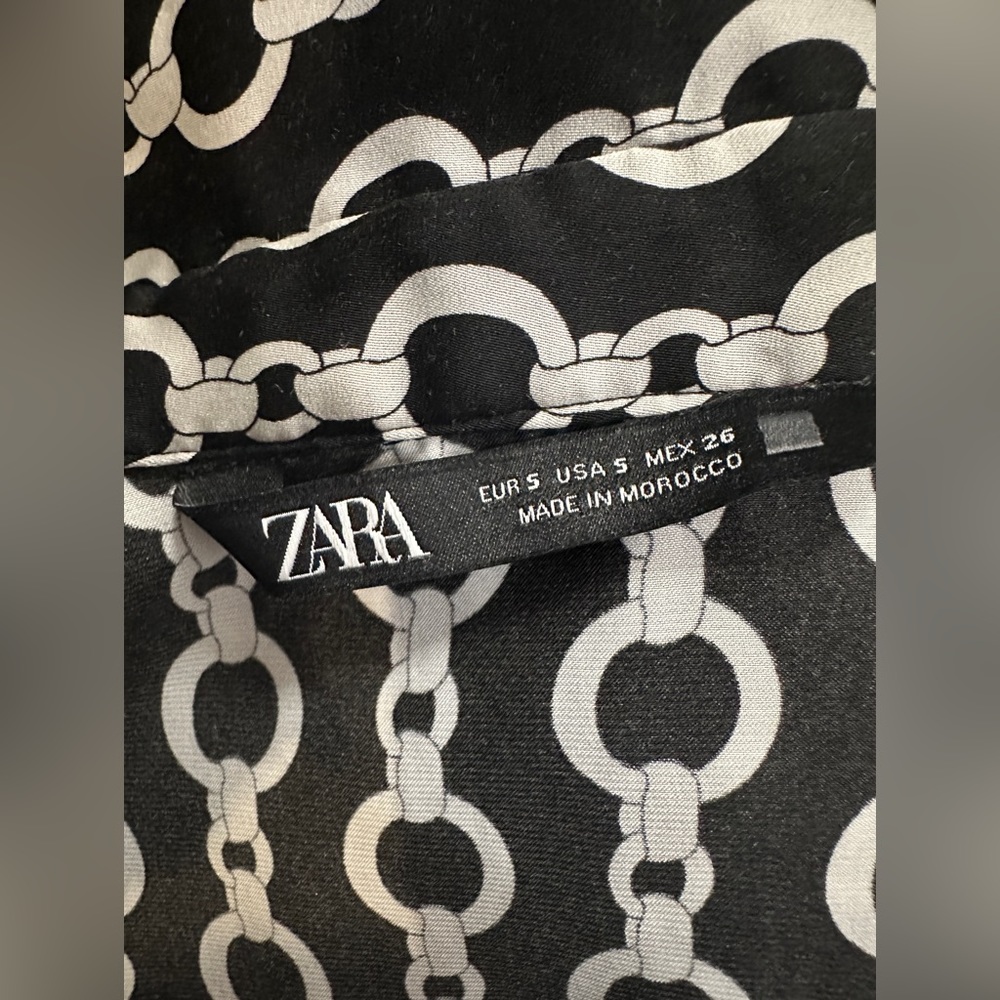 Zara Satin Chain Button Down tunic blouse - Picture 6 of 7